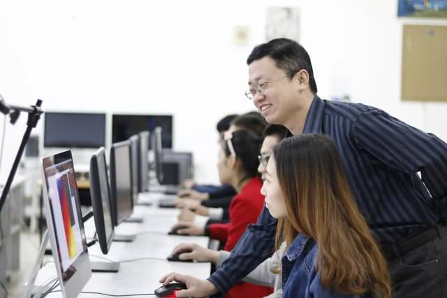 ýwügWʲôǰΣýwgđIЩ