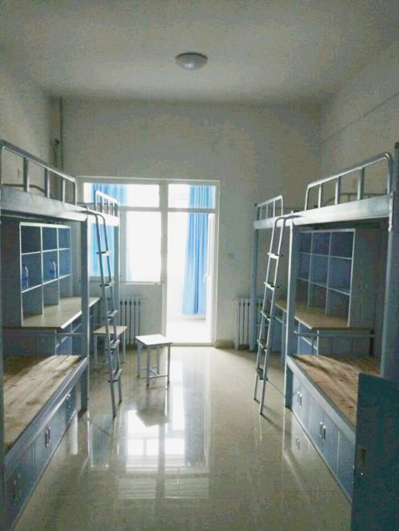 ຣW(xu)lôӣп{(dio)ᣨ挍(sh)(ni)DƬ