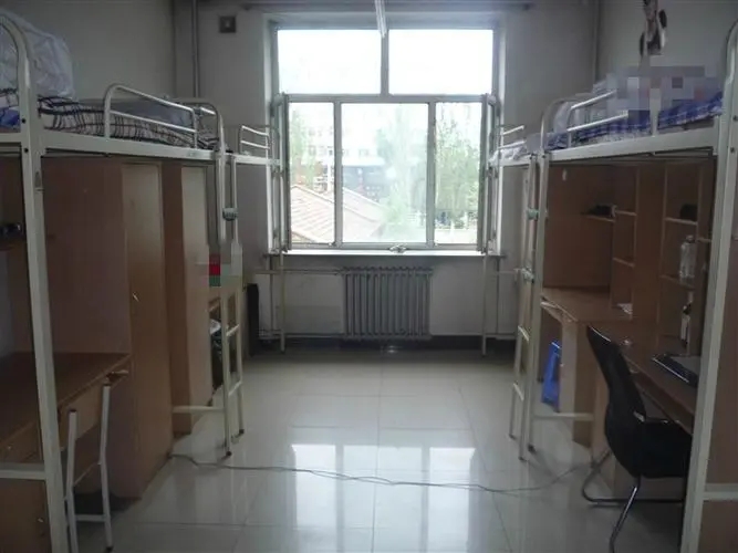 1668758537476523.jpg 黑龍江旅游職業技術學院宿舍條件怎么樣,有空調嗎?(附宿舍圖)