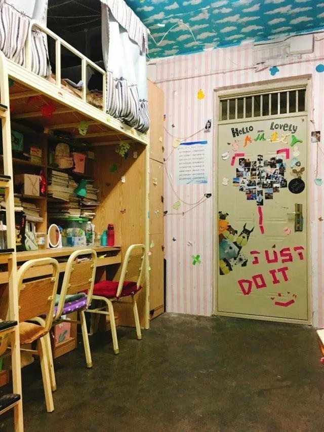 1669703872594505.jpg 四川體育職業(yè)學(xué)院宿舍條件怎么樣?有空調(diào)嗎(附宿舍真實(shí)內(nèi)景圖片)