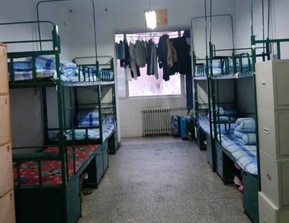 ̫ԭI(y)W(xu)Ժlôӣп{(dio)(挍(ni)DƬ)